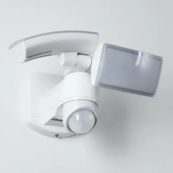 hofstein Applique murale d'extérieur Foroyar LED Blanc, 2 lumières, Détecteur de mouvement* Lampes Modernes