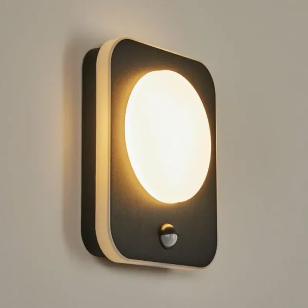 hofstein Applique murale d'extérieur Haga LED Noir, 1 lumière, Détecteur de mouvement* Lampes Modernes