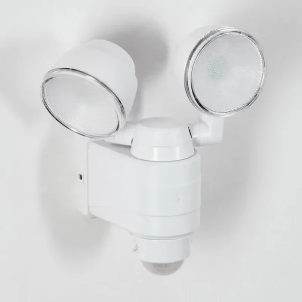 hofstein Applique murale d'extérieur Anyarhwi LED Blanc, 2 lumières, Détecteur de mouvement* Lampes Modernes