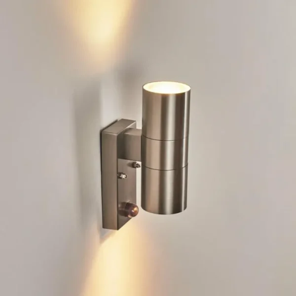 hofstein Applique murale d'extérieur Bessiebelle Acier inoxydable, 2 lumières, Détecteur de mouvement* Lampes Modernes