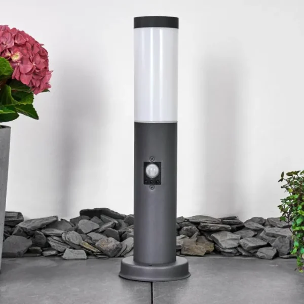 hofstein Borne lumineuse Gaborone Anthracite, 1 lumière, Détecteur de mouvement* Lampes Modernes