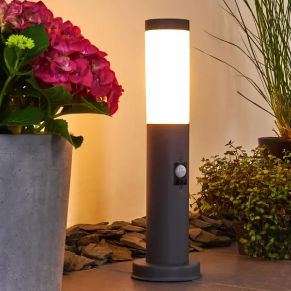 hofstein Borne lumineuse Gaborone Anthracite, 1 lumière, Détecteur de mouvement* Lampes Modernes