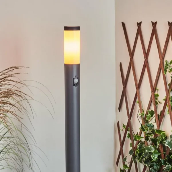 hofstein Borne lumineuse Gaborone Anthracite, 1 lumière, Détecteur de mouvement* Lampes Modernes