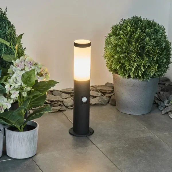 hofstein Borne lumineuse Ruti Noir, 1 lumière, Détecteur de mouvement* Lampes Modernes