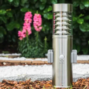 hofstein Dakar Borne lumineuse, Lampadaire Acier inoxydable, 1 lumière, Détecteur de mouvement* Lampes Modernes