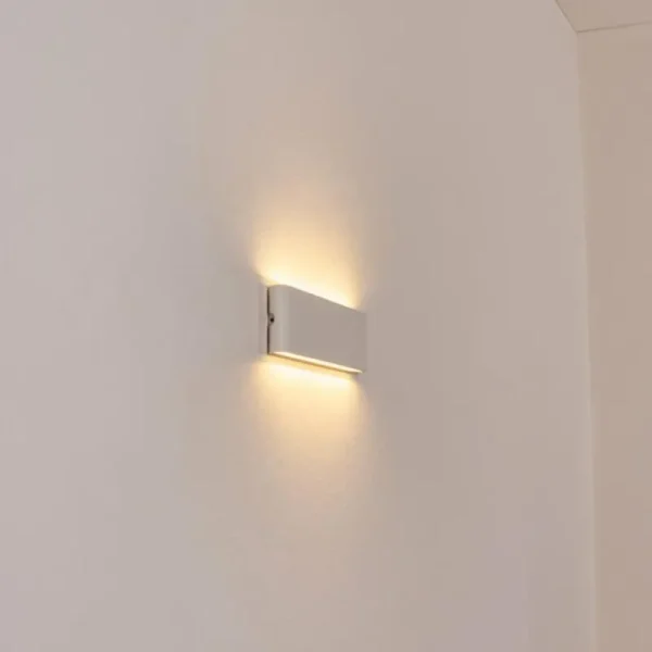 hofstein Gamas Lampe murale d´extérieur, Luminaire de salle de bain, Applique murale, Spot mural Blanc, 1 lumière* Lampes Modernes