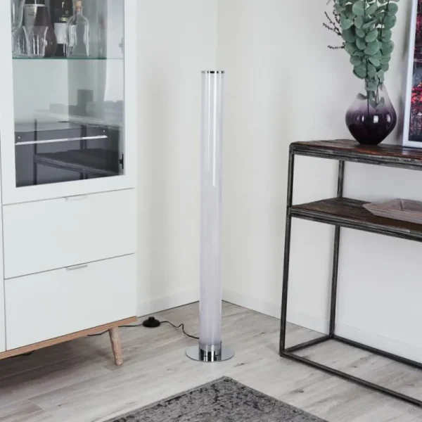 hofstein Lampadaire Tumurora LED Chrome, 1 lumière, Télécommandes* Lampes Modernes
