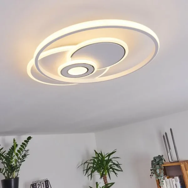 hofstein Plafonnier Panchita LED Blanc, 1 lumière, Télécommandes* Lampes Modernes
